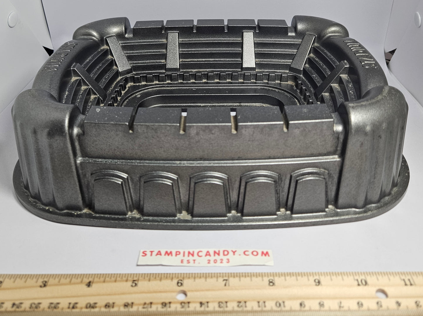 Nordic Ware - 3D Stadium Cake Pan