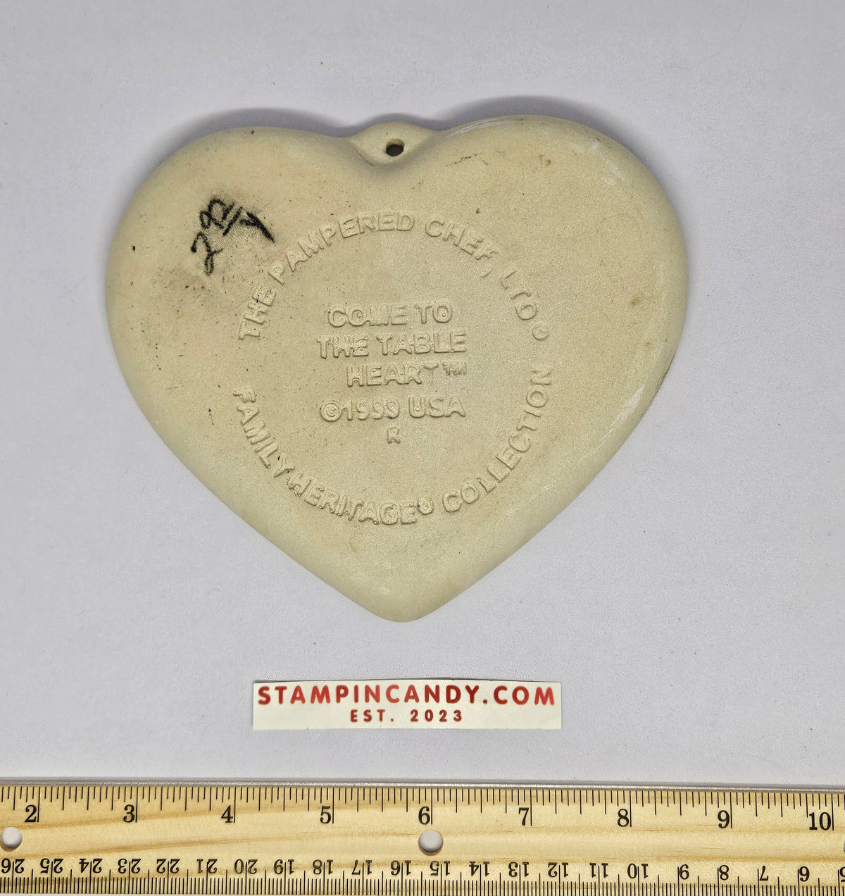 Pampered Chef 1999 - Come to the Table Heart Cookie Mold