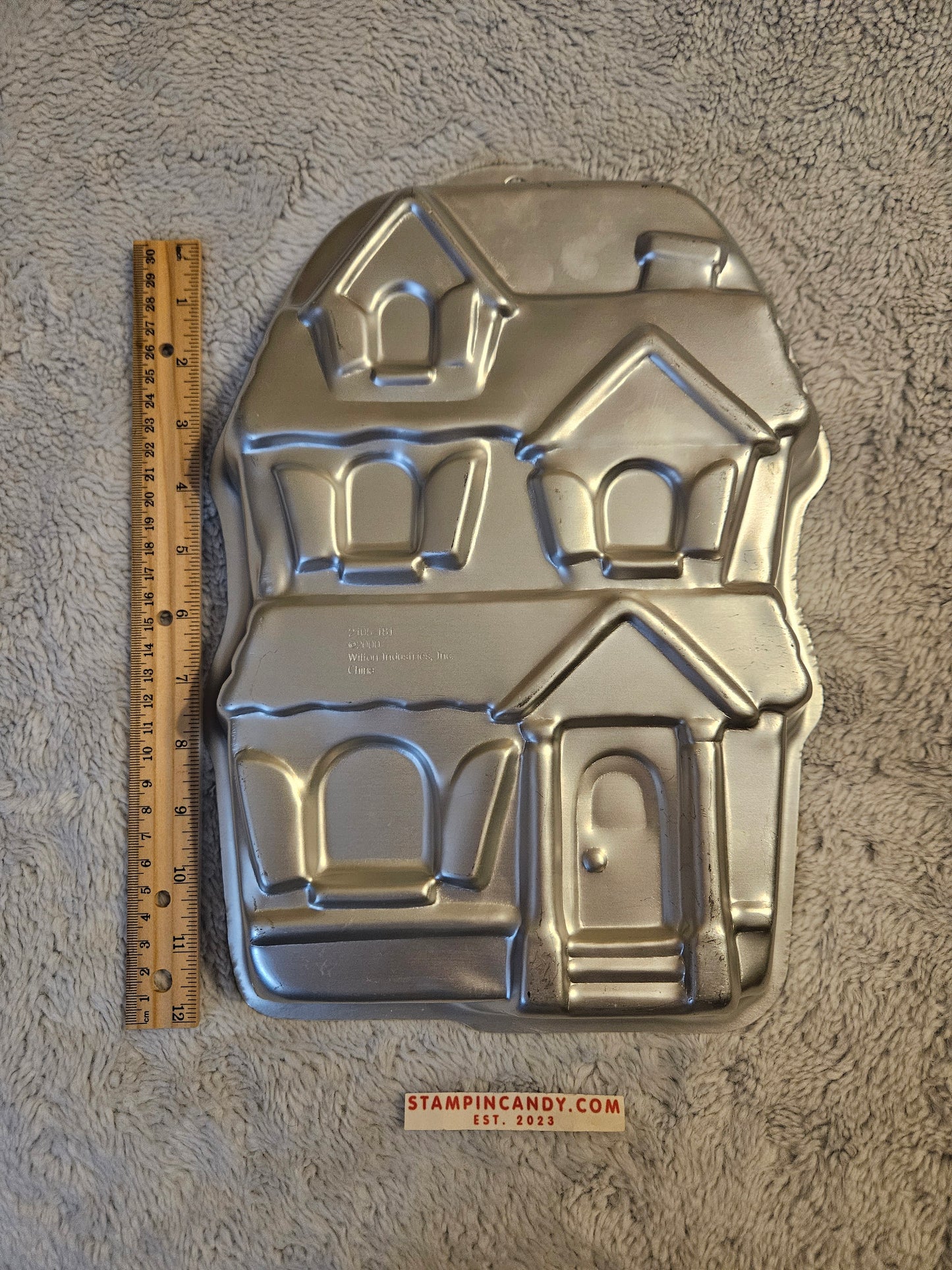 Wilton 2000 - Haunted House Halloween Cake Pan