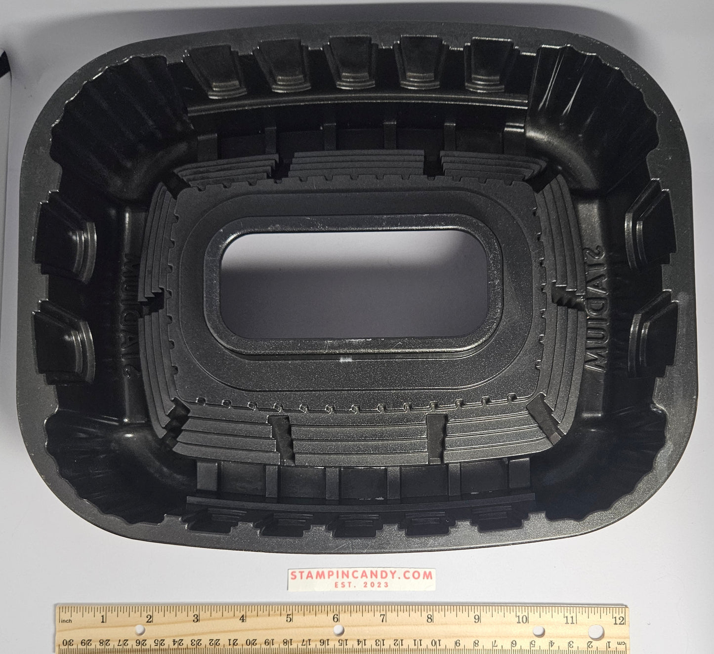 Nordic Ware - 3D Stadium Cake Pan