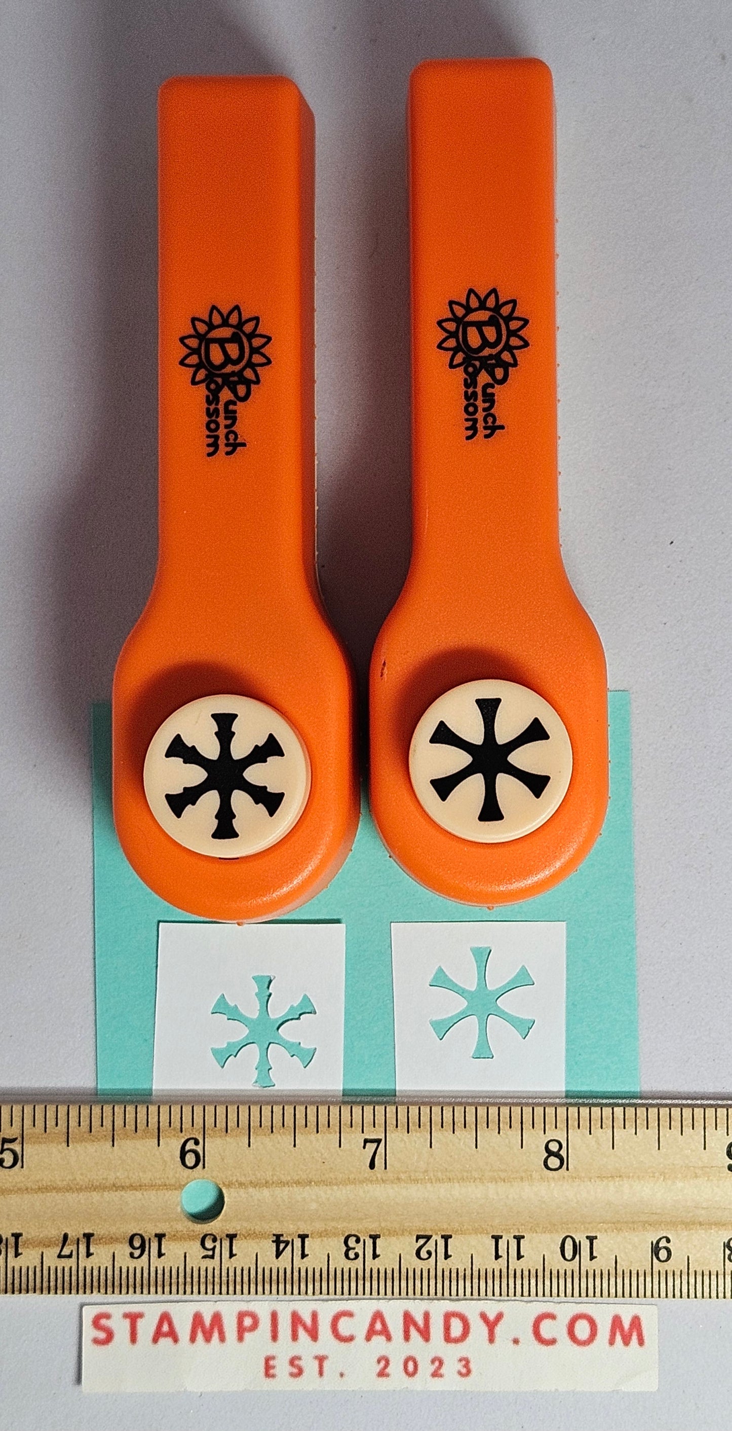2 Pack of long-handled Punch Blossom Punches