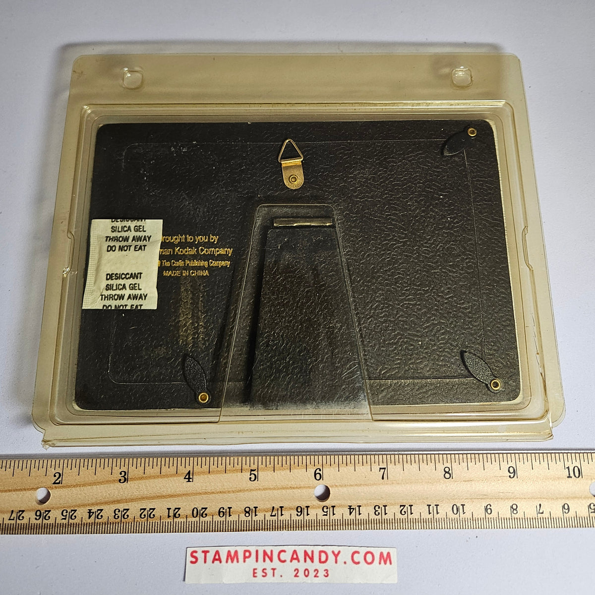 Kodak - Norman Rockwell 2000 Holiday Memories Picture Frame