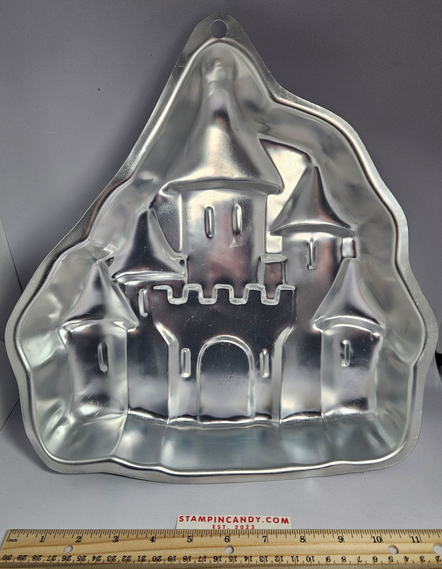Wilton 1998 - Enchanted Castle Cake Pan