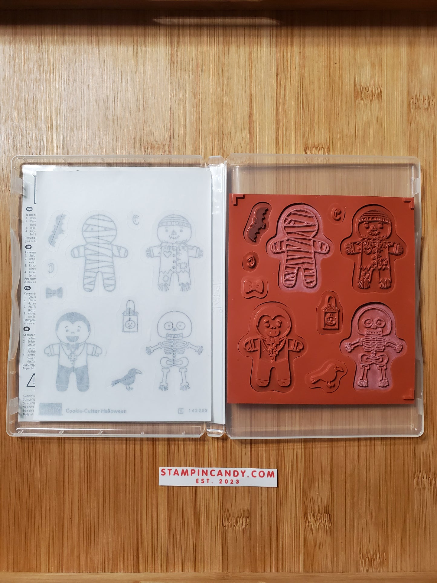 Stampin' UP! "Cookie-Cutter Halloween" & " Cookie-Cutter Christmas" Stamp Sets with "Gingerbread" Punch