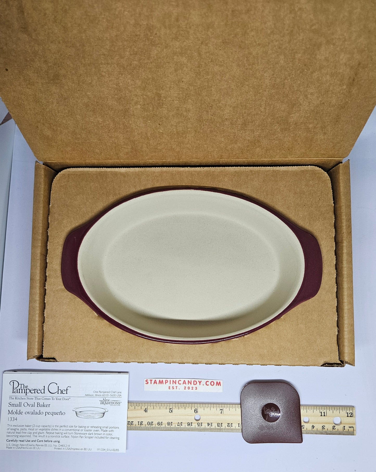 Pampered Chef - 8" Elongated Oval Casserole Dish - Maroon