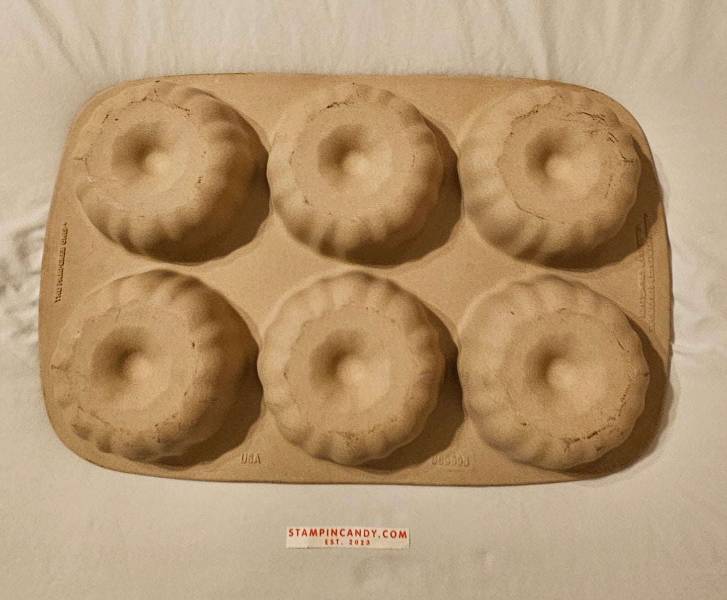 Pampered Chef - Classics Collection - 6 Bundtlette Pan/Stone