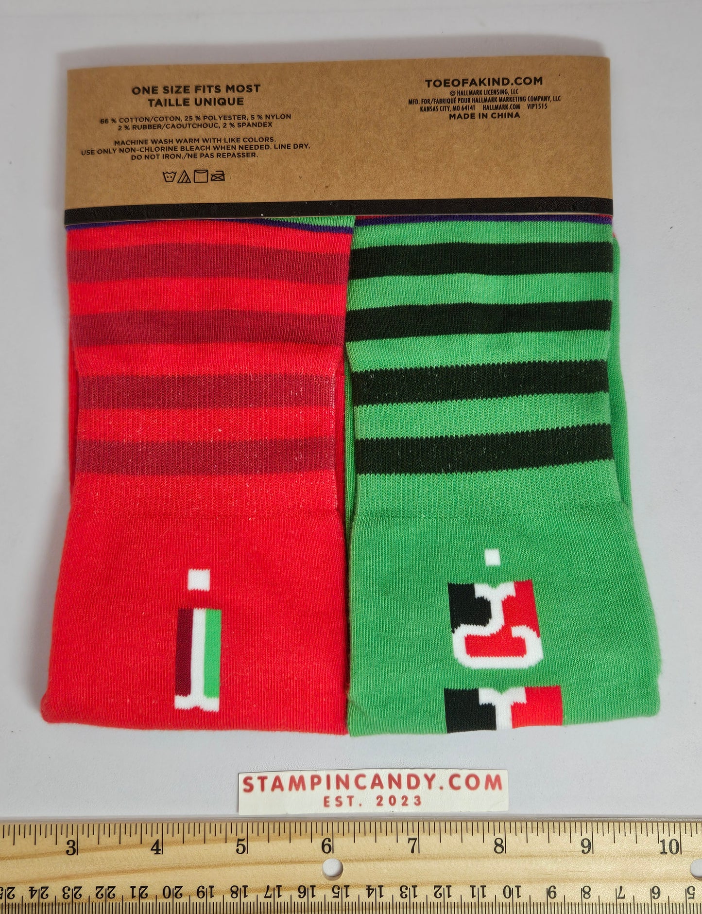 Hallmark - Toe of a Kind - Christmas Socks