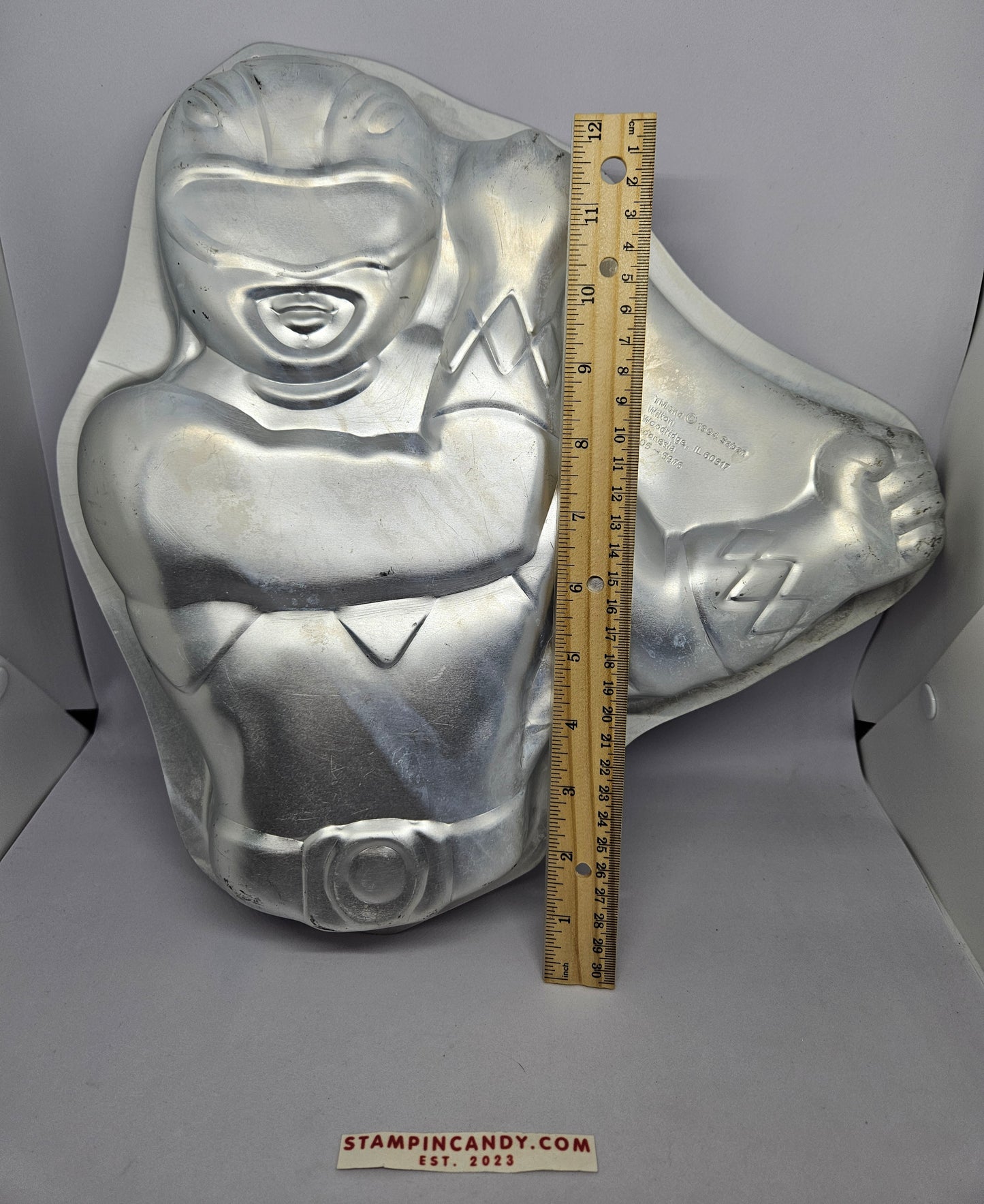 Wilton 1994 - Power Ranger Cake Pan