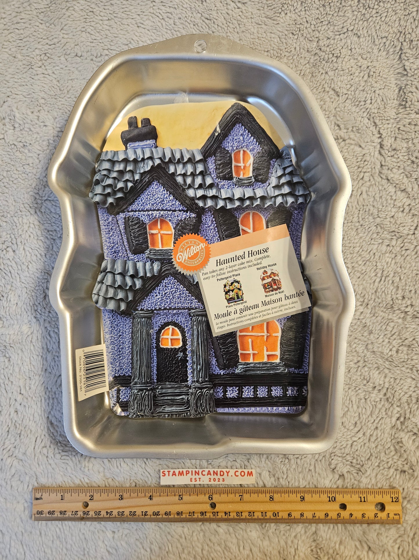 Wilton 2000 - Haunted House Halloween Cake Pan