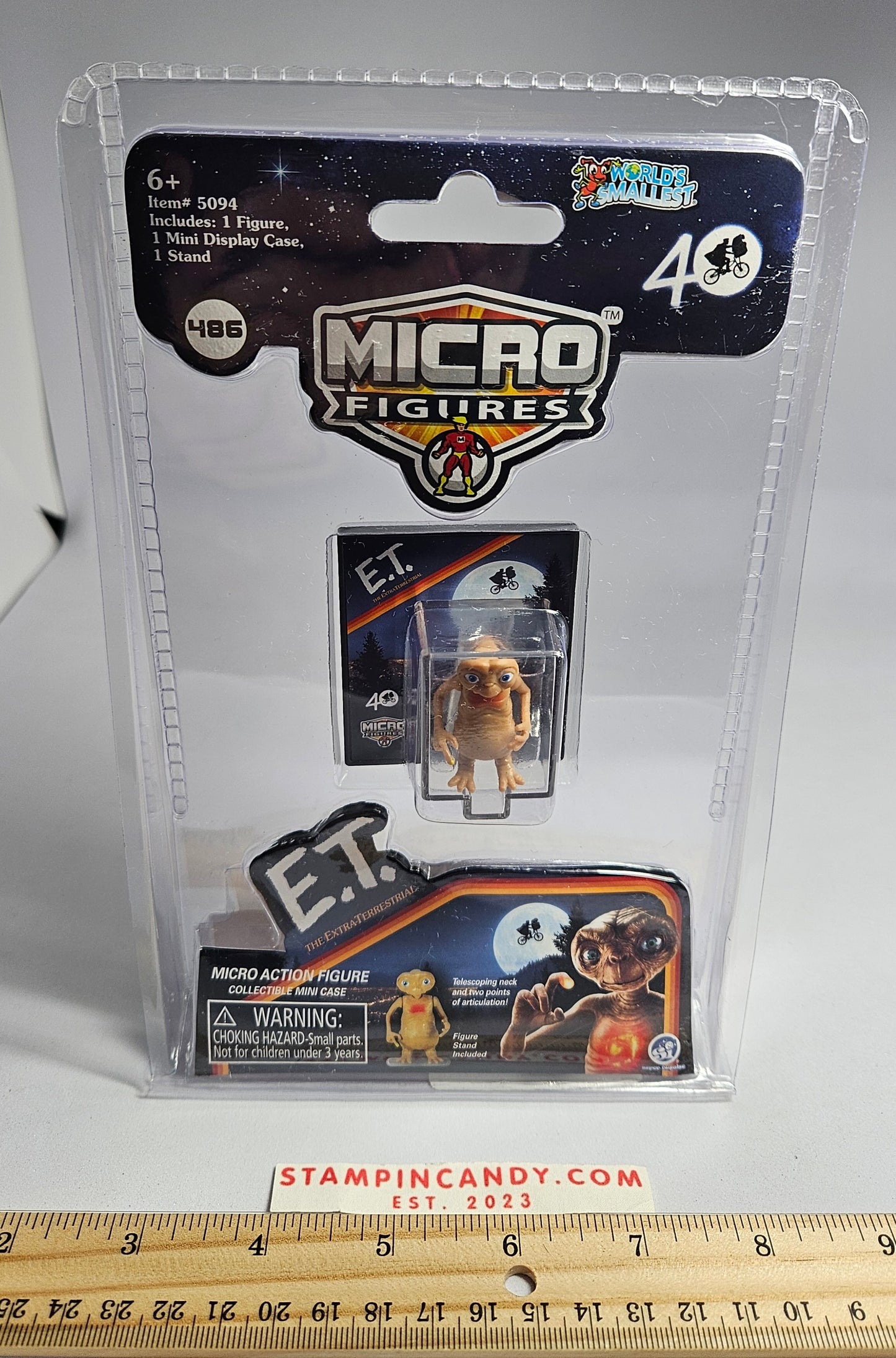 E.T. Micro Figure - 40th Anniversary Collectible