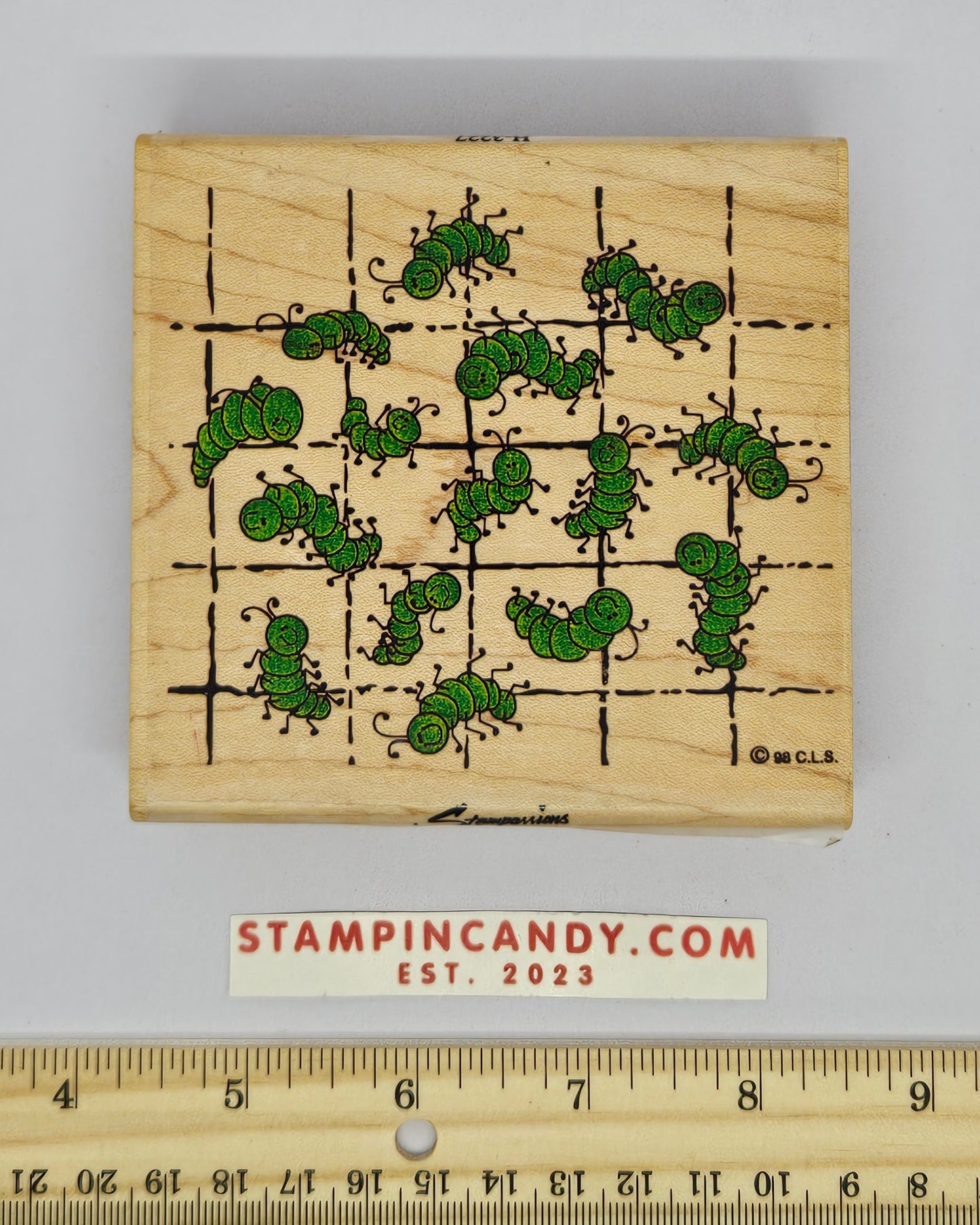 Caterpillar Grid Background Stamp - Stampassions H-3227