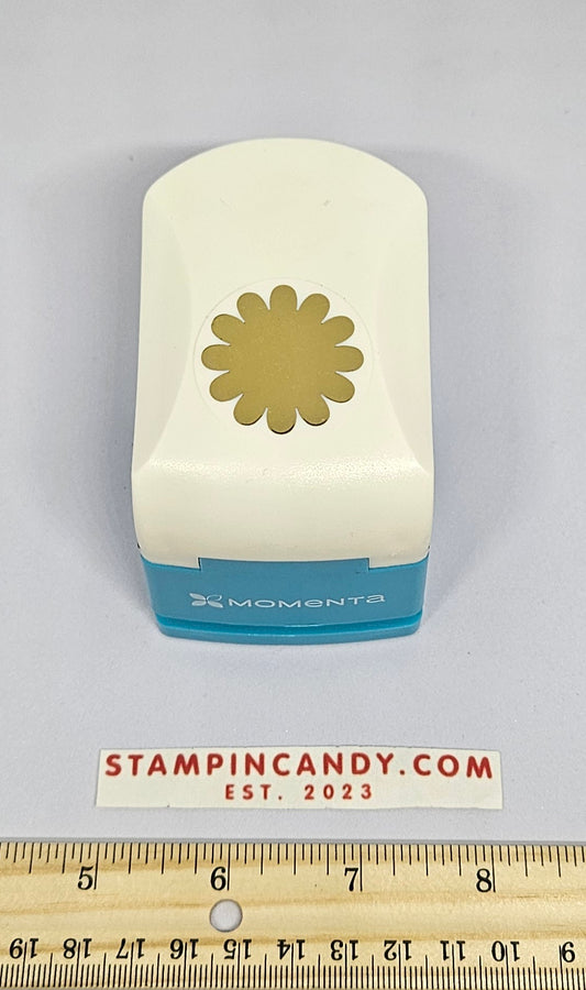 Momenta - Flower Paper Punch