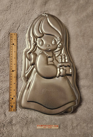 Wilton 1993 - Precious Moments Cake Pan