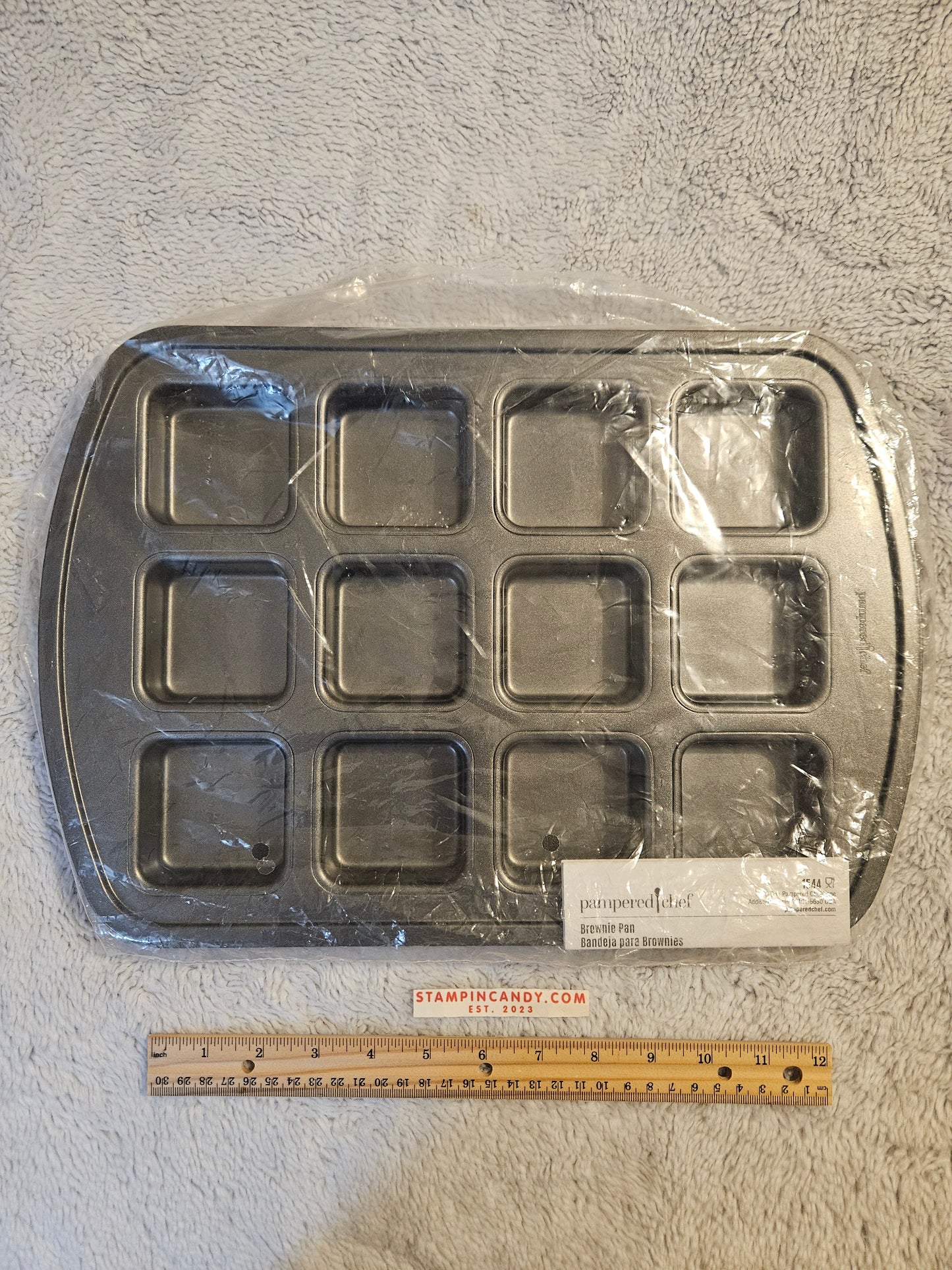 Pampered Chef - *UNOPENED* Brownie Pan 12 Squares