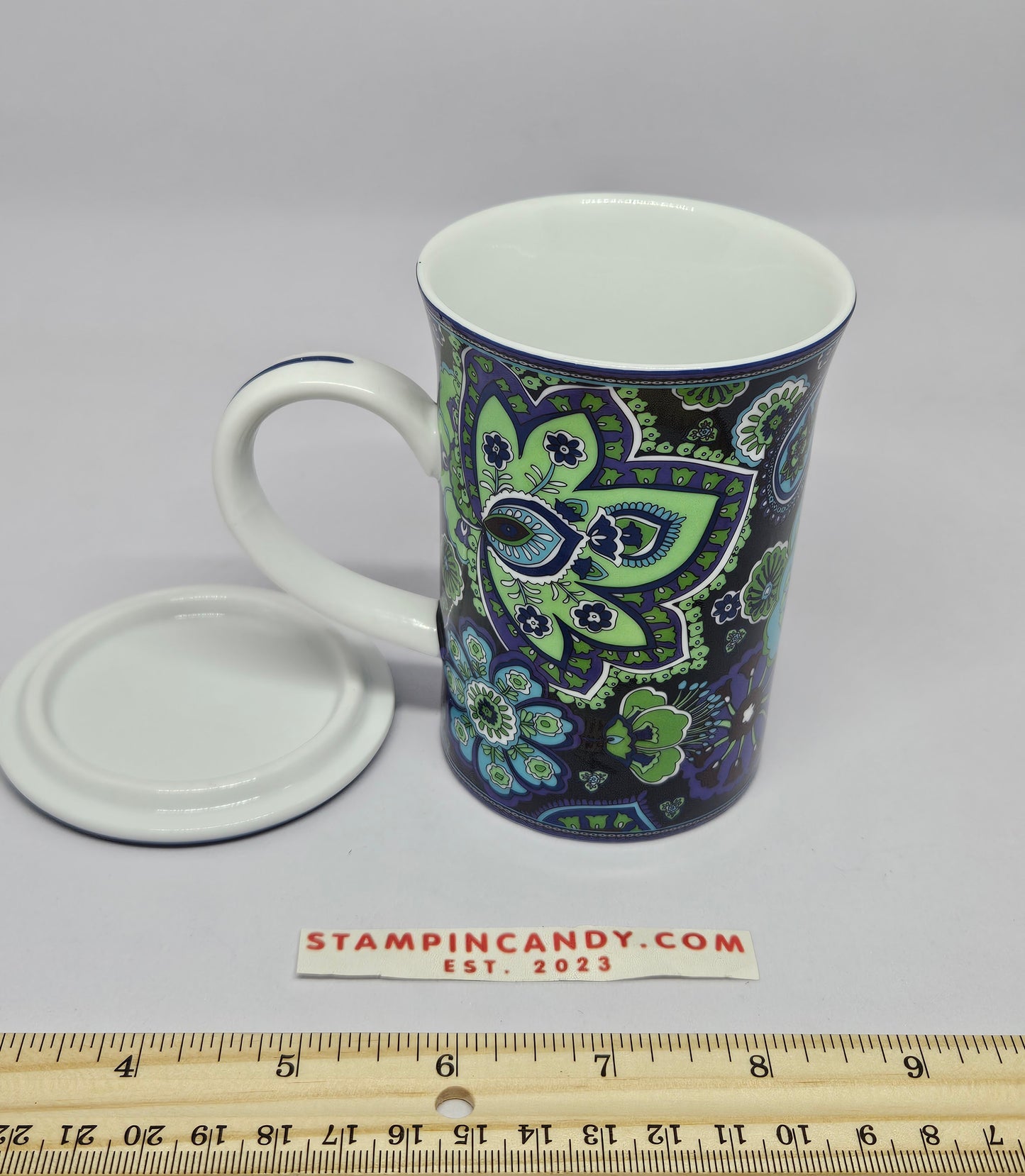 Vera Bradley Lidded Tea Mug