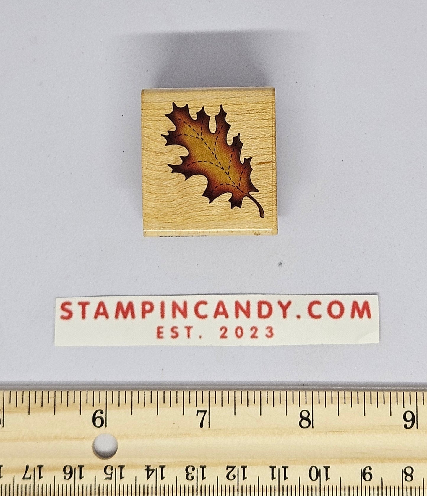 Stampabilities - Fall Oak Leaf B1105