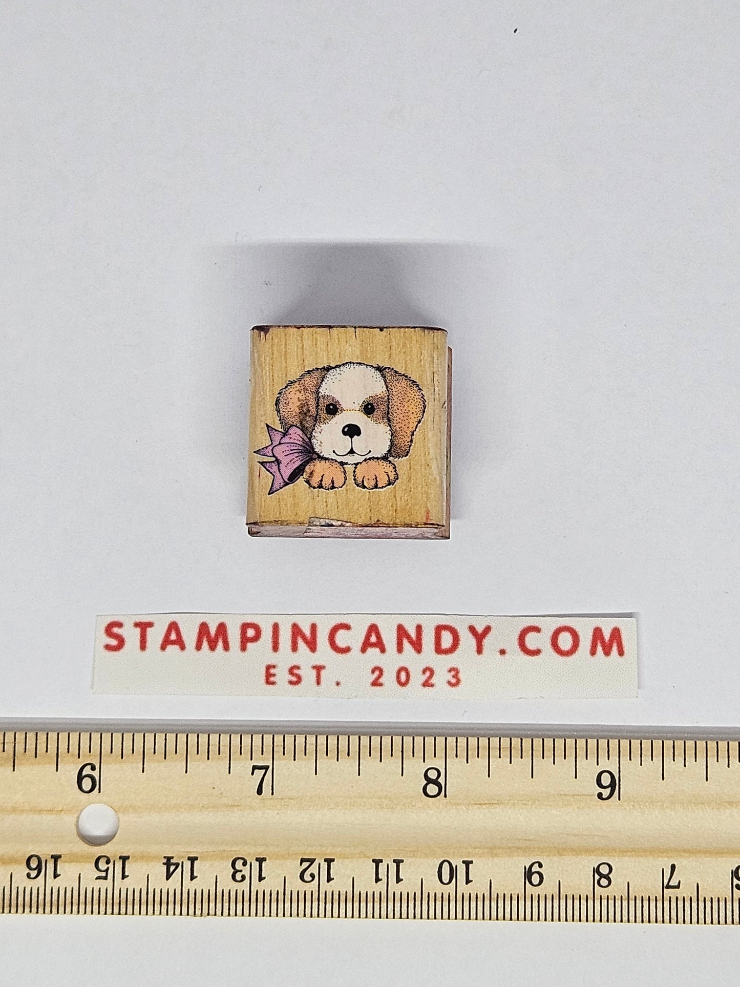 Hero Arts - 1989 - Peeking Puppy A148