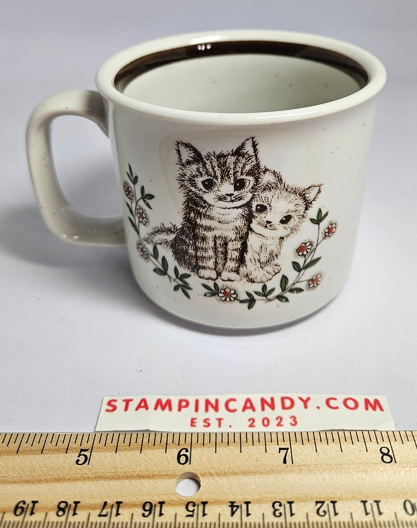 2 Kittens Snuggling in Flowers Mug