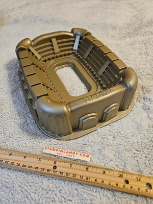 Nordic Ware - Stadium Cake Pan