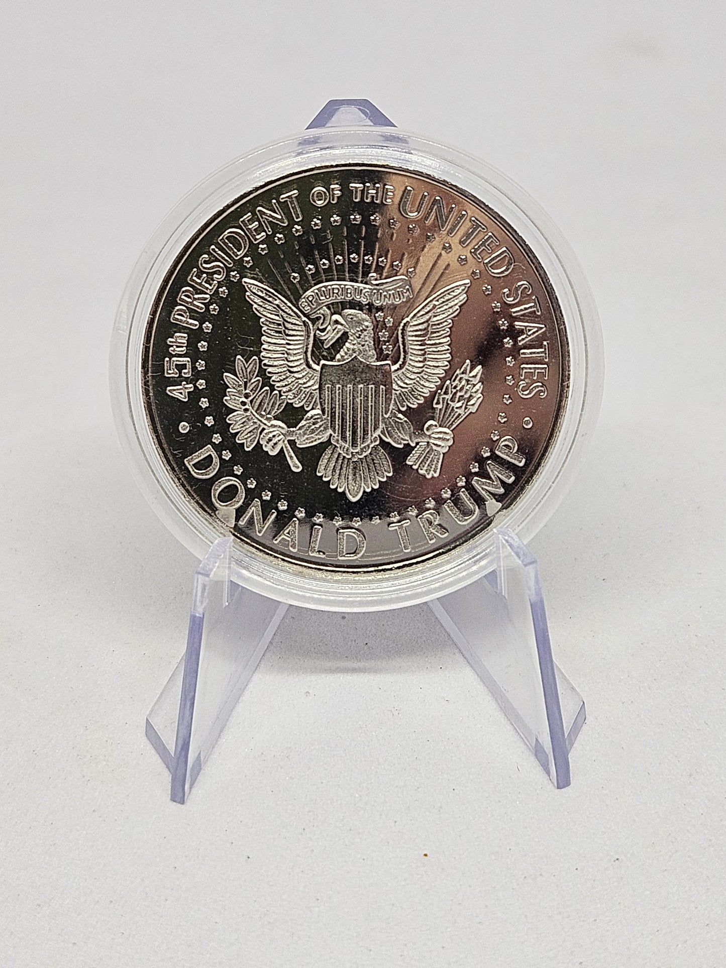 NOVELTY - Trump 2020 - Silver Colored Metal Coin