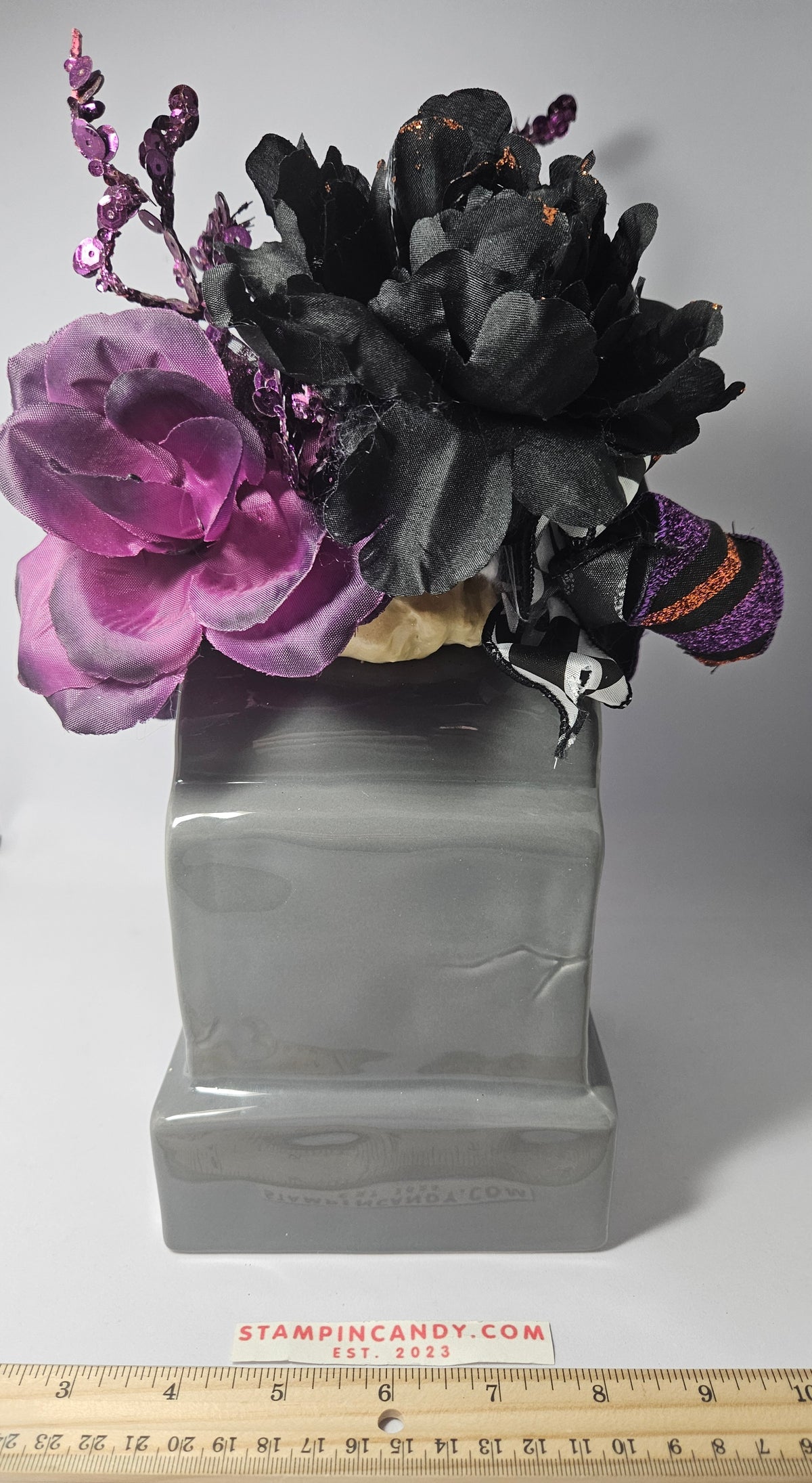 Rae Dunn - Halloween "Nine Lives" Tombstone Floral Arrangement Bird House