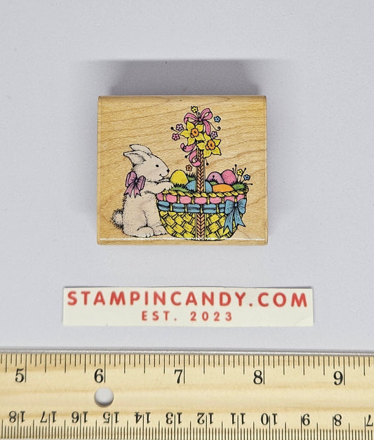 Hero Arts - Bunny Beside Basket E507