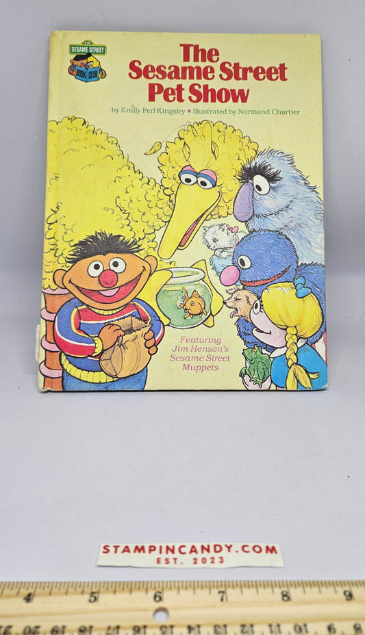 Vintage - The Sesame Street Pet Show 1980 Book