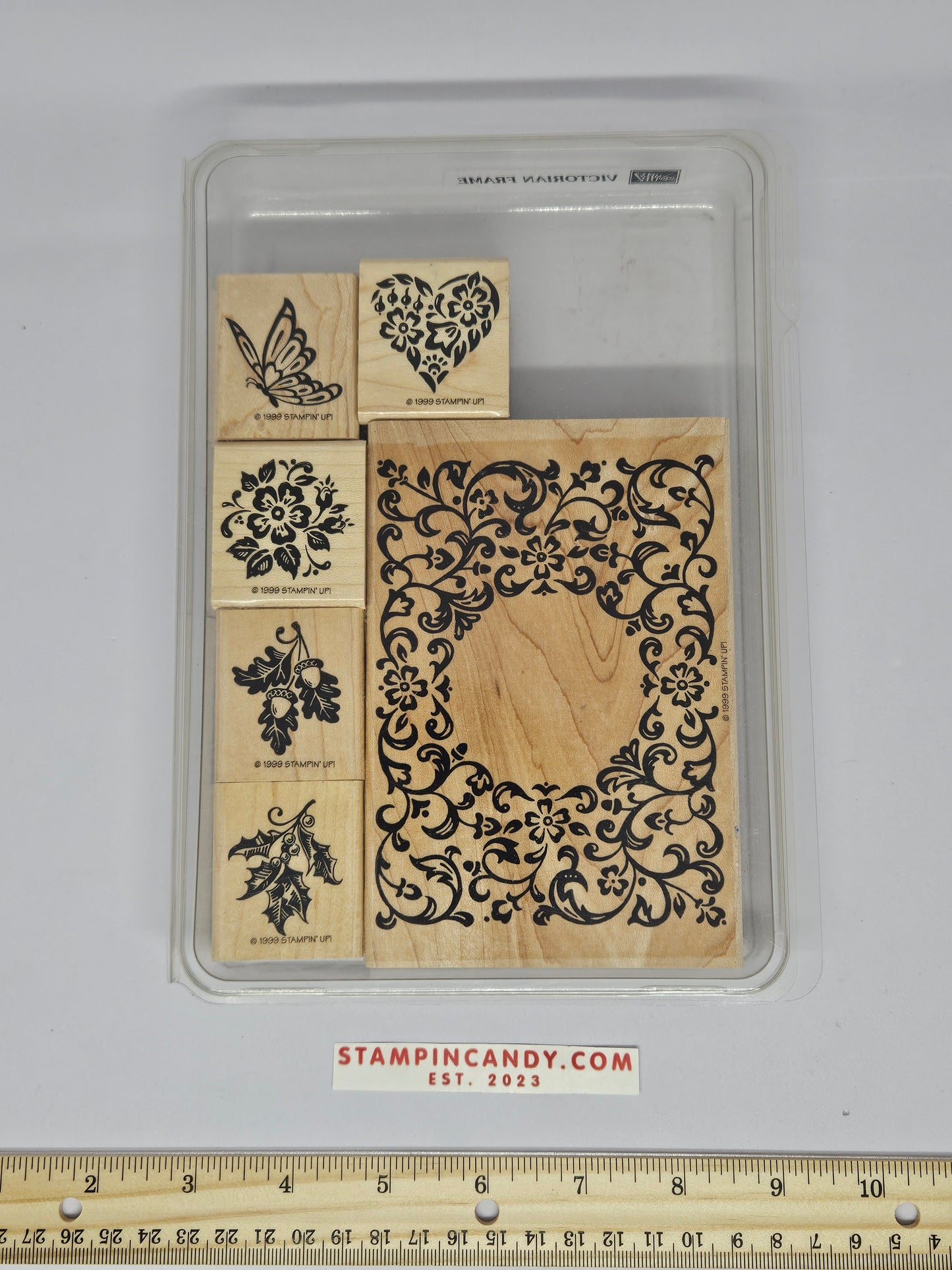 Stampin Up - Victorian Frame *MISSING 1 DOVE STAMP*