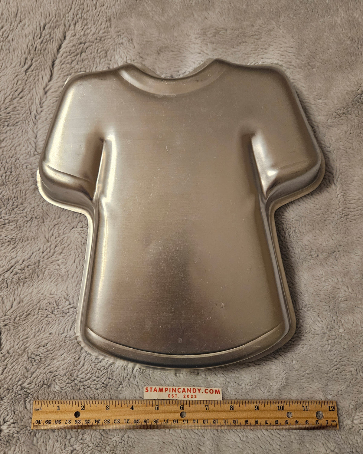 Wilton 1979 - T-Shirt Cake Pan