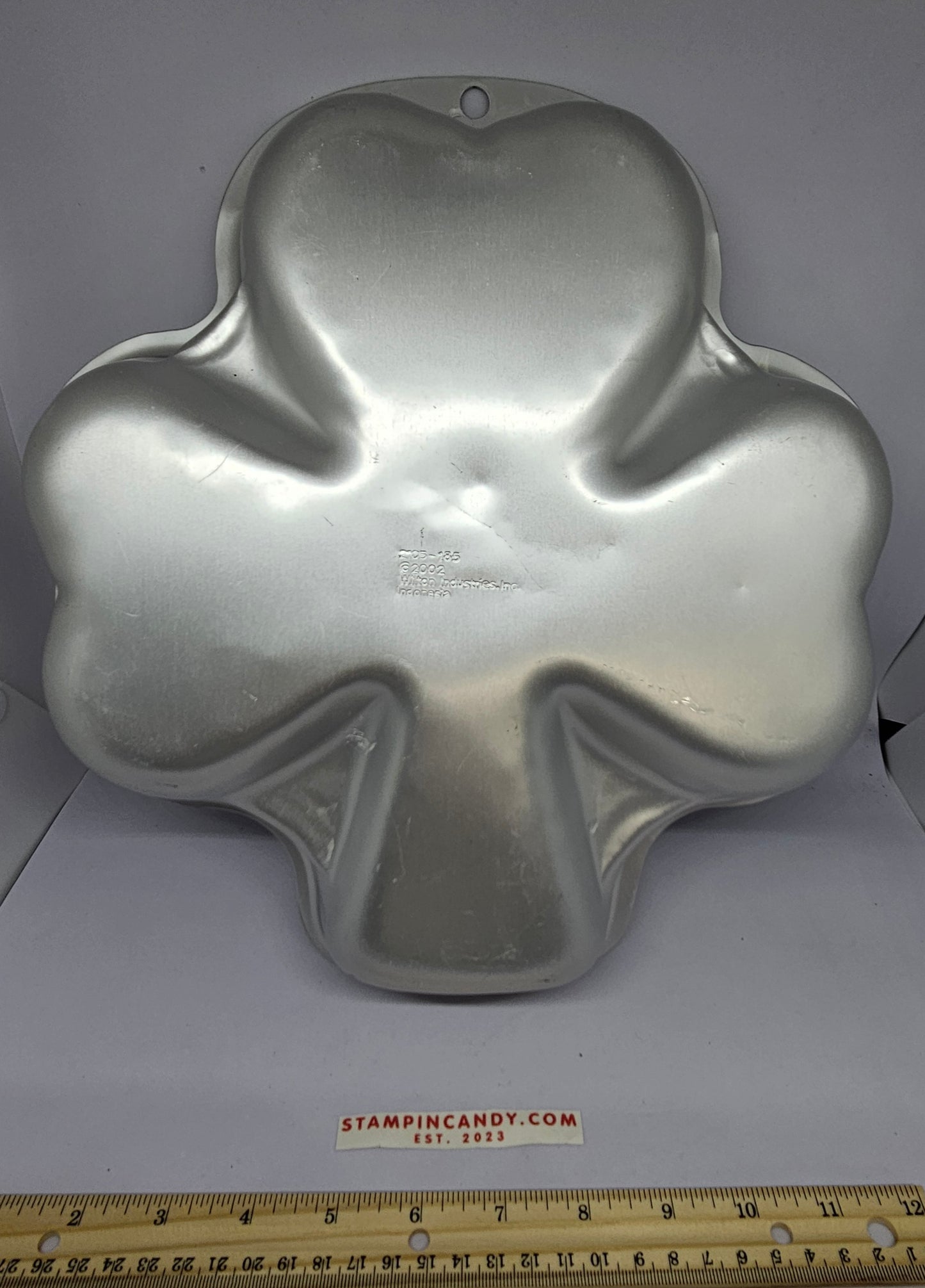 Wilton - Shamrock/Clover Cake Pan