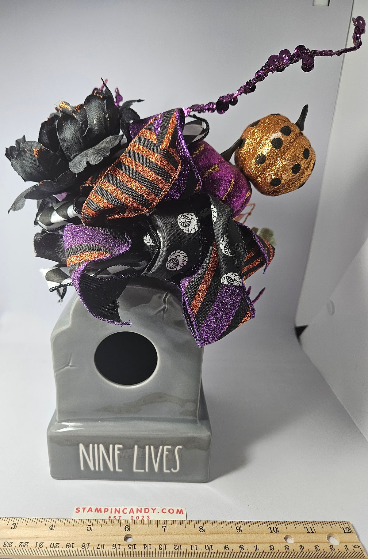 Rae Dunn - Halloween "Nine Lives" Tombstone Floral Arrangement Bird House