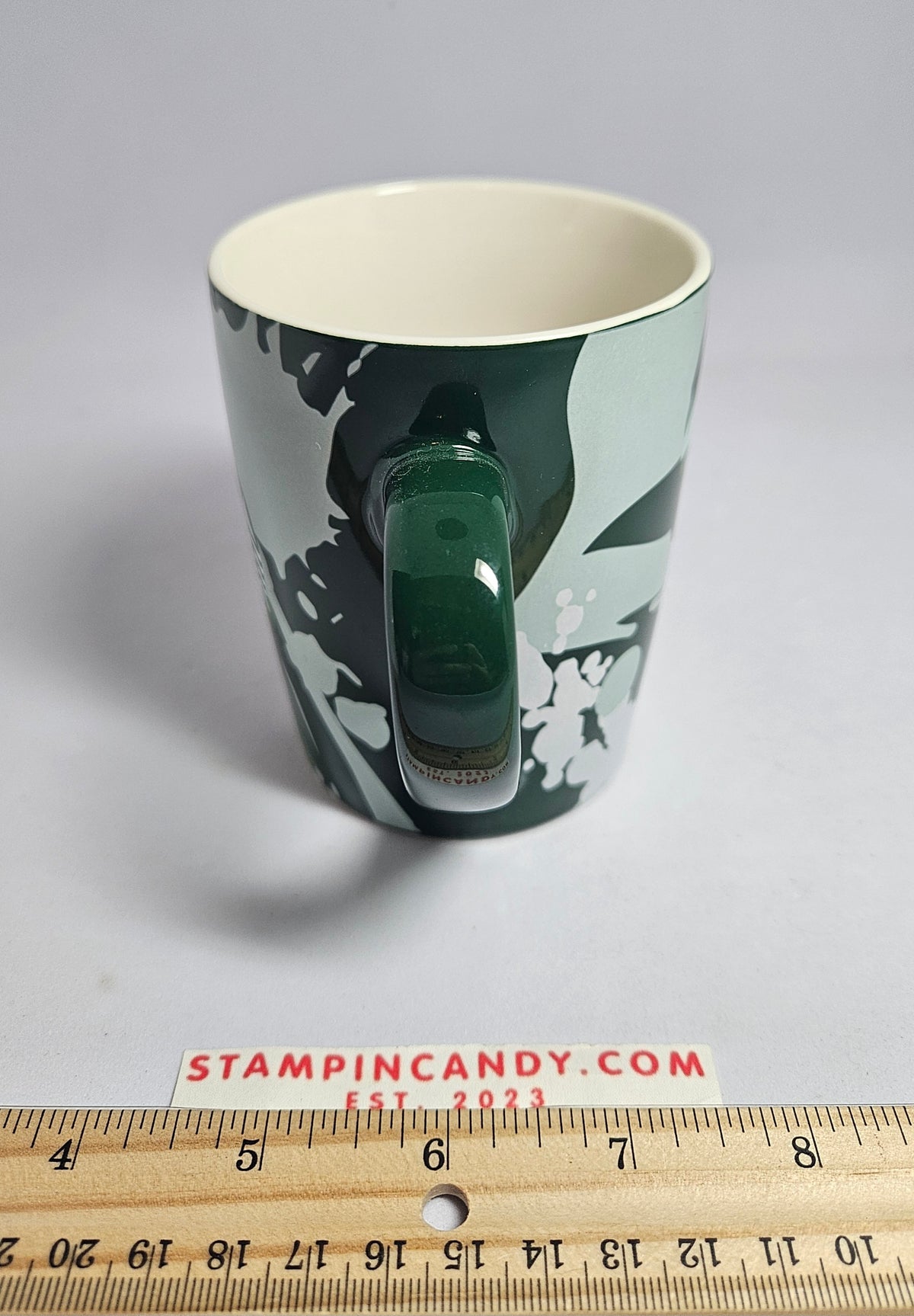 2021 Starbucks - Camo Green 10 oz Mug