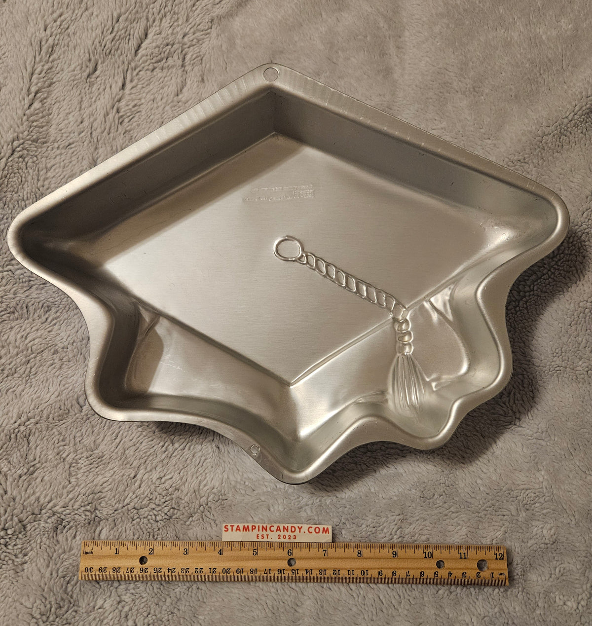 Wilton 1999 - "Topping Off Success" Graduation Cake Pan