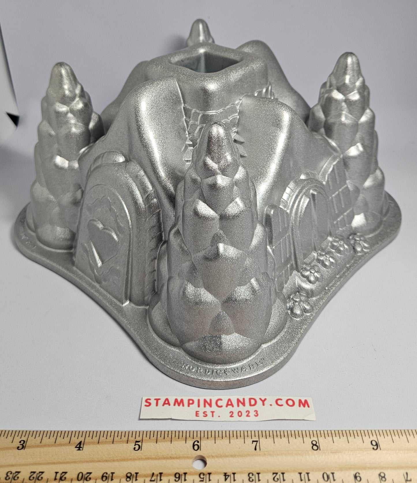 Nordic Ware - 3D Fairytale Cottage Bundt Pan